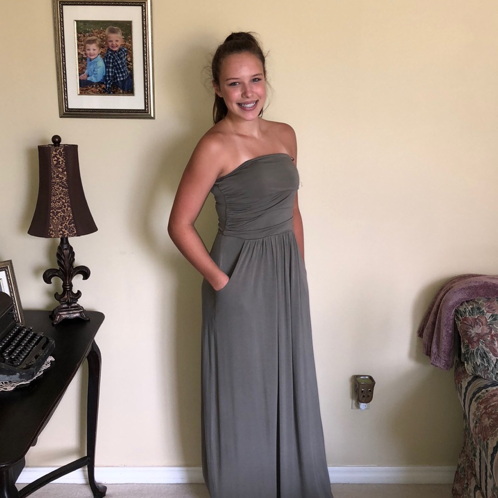 Green maxi dress